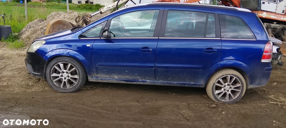 OPEL ZAFIRA B 1.9 CDTI 1.8 BENZYNA - 3