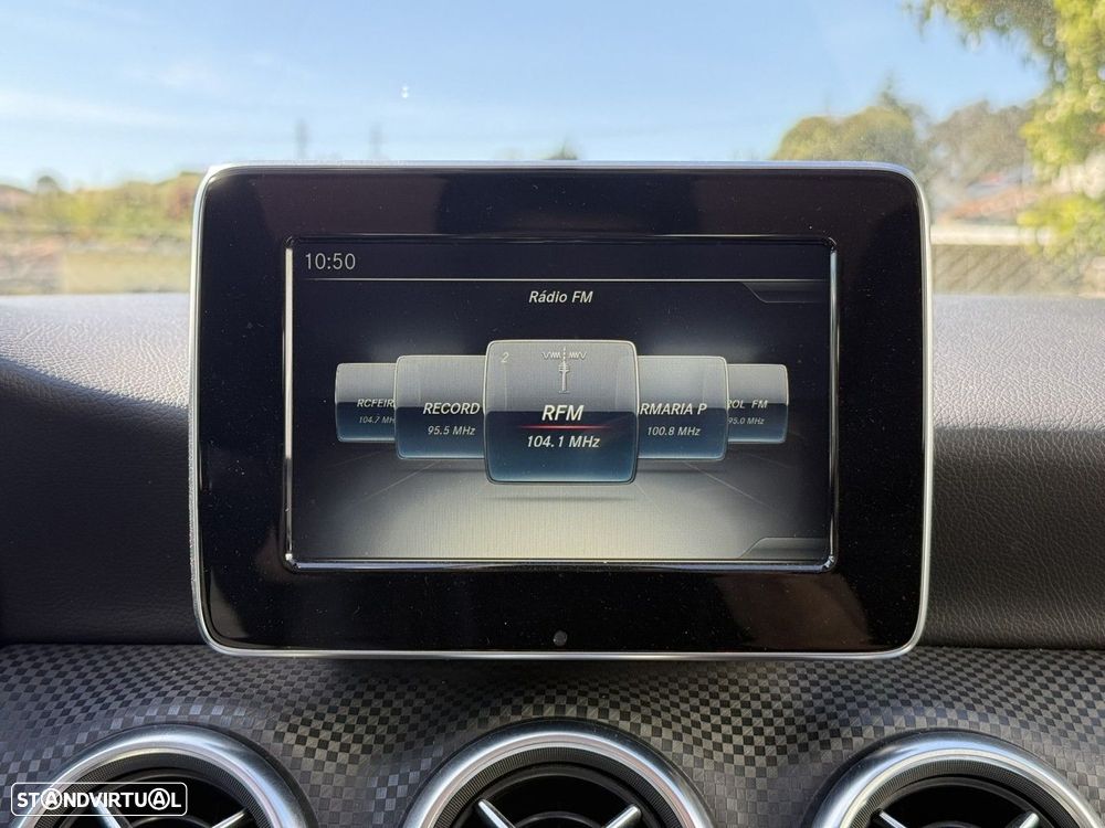 Mercedes-Benz A 180 d Urban - 13