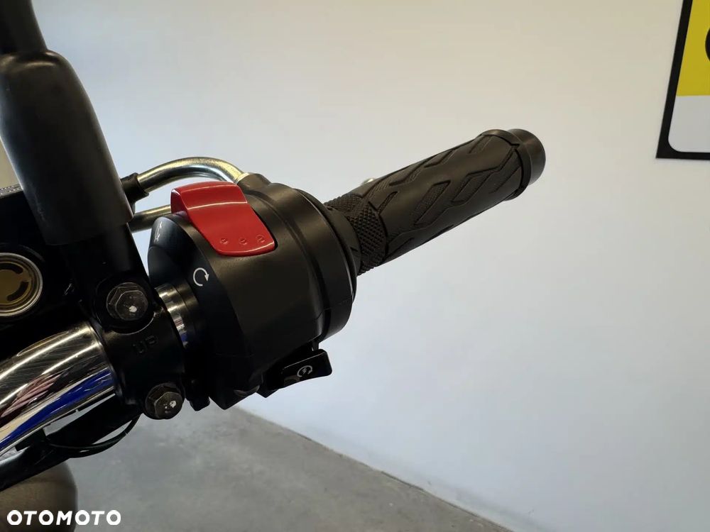 Suzuki Gladius - 29