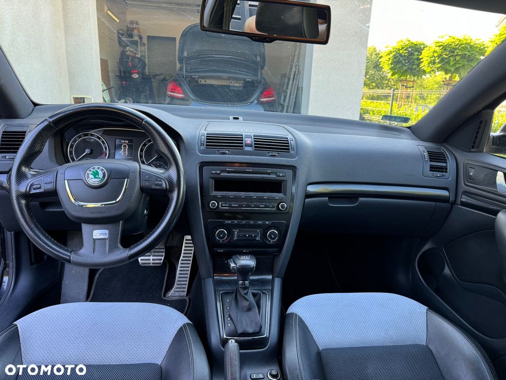 Skoda Octavia 2.0 TDI DPF RS DSG - 5