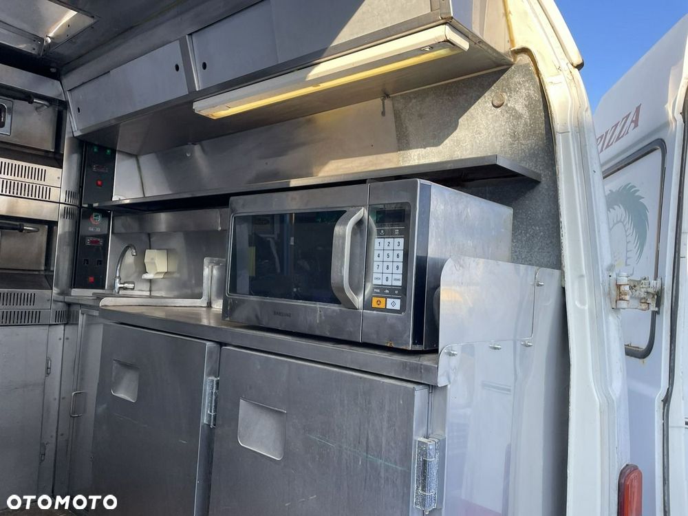 Mercedes-Benz Autosklep Sklep Gastronomiczny Food Truck Foodtruck pizza wyposażona - 18