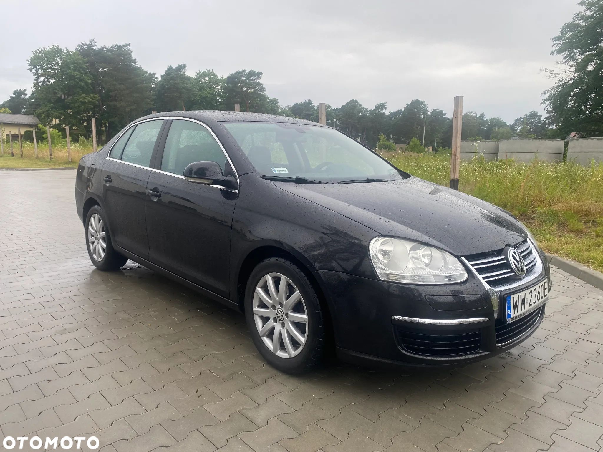Volkswagen Jetta - 1