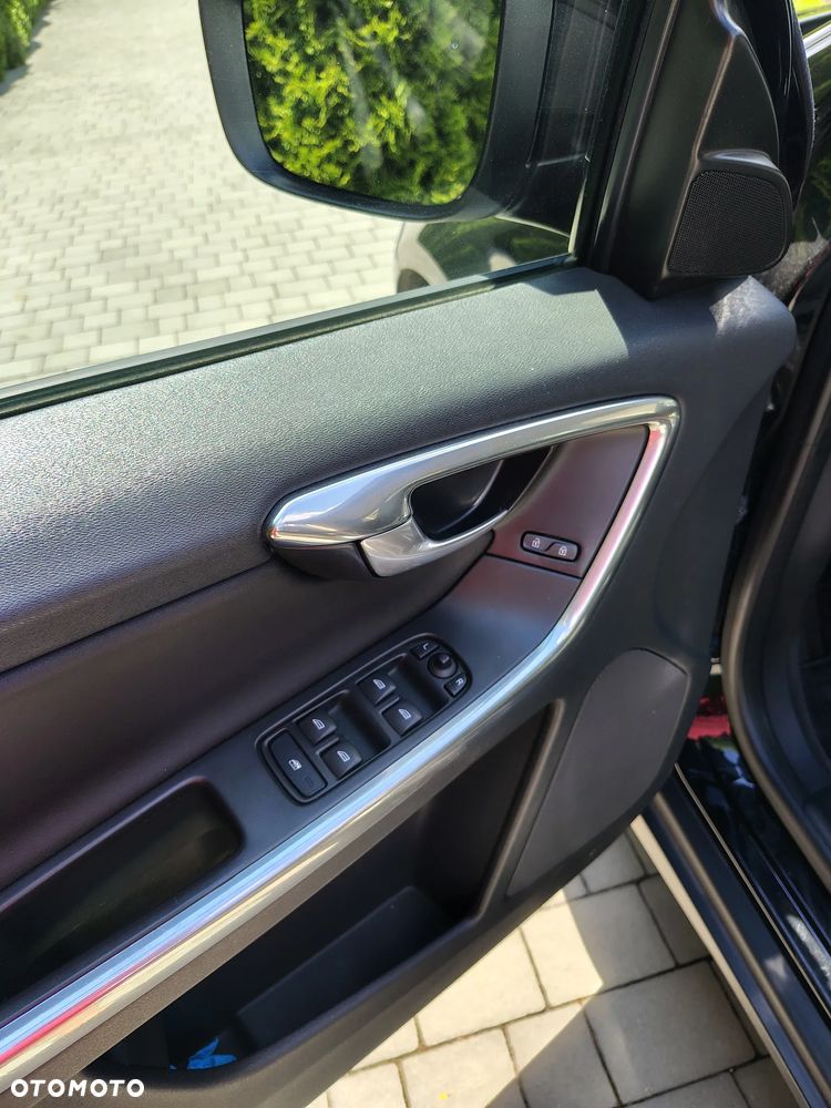 Volvo XC 60 - 11