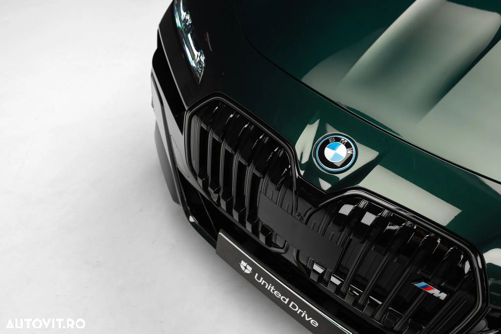 BMW i7 - 6