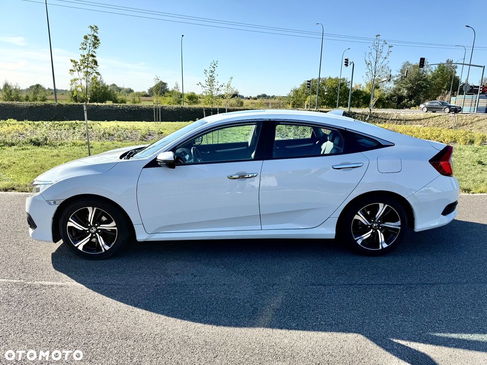 Honda Civic 1.5 T Executive CVT - 3