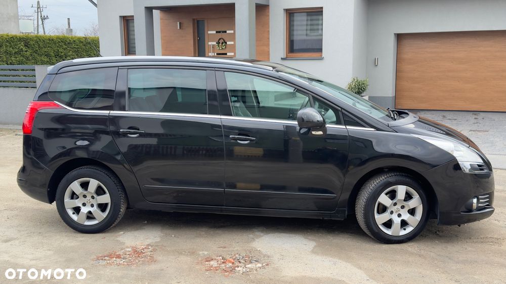 Peugeot 5008 e-HDI 115 ETG6 Stop&Start Allure - 15