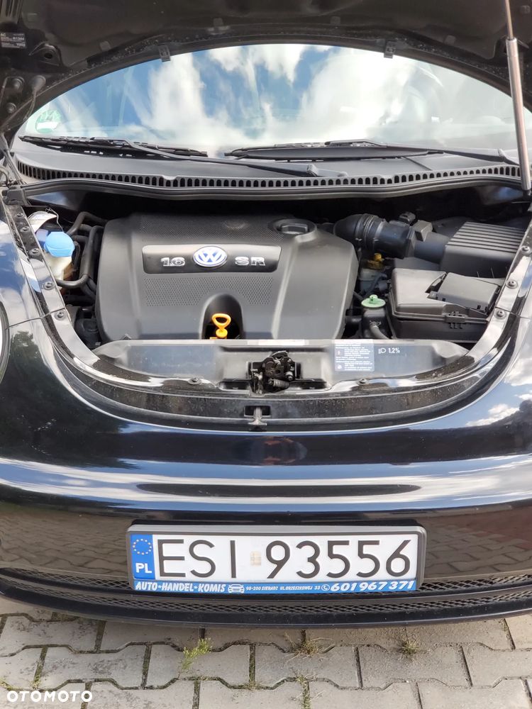 Volkswagen New Beetle 1.6 - 11