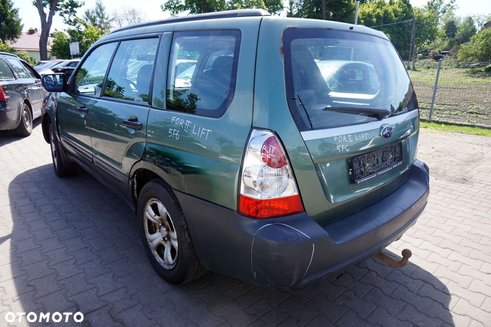 SUBARU FORESTER II SG LIFT 2006 5F6 2.0 16V EJ20F 158KM TY755XT7AA ZIELONY EVERGREEN na części - 3