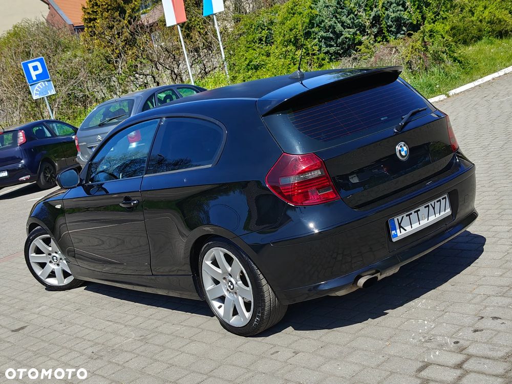 BMW Seria 1 120i - 2