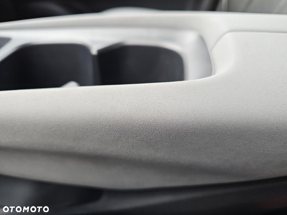 BYD Dolphin Surf - 25