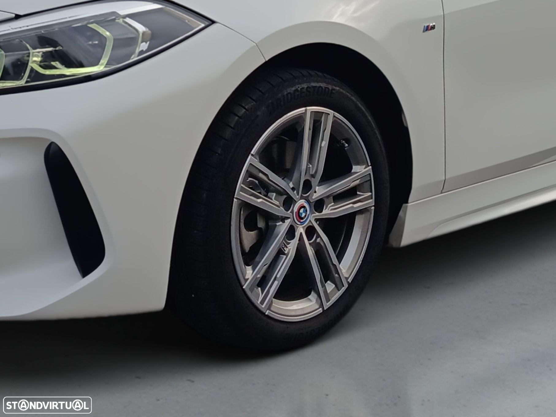 BMW 116 d Pack 50 anos M Auto - 4
