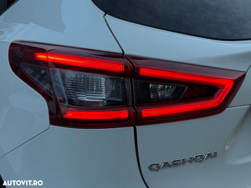 Nissan Qashqai 1.2 DIG-T TEKNA - 18