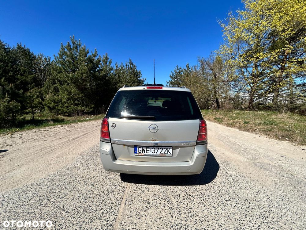 Opel Zafira 1.8 Cosmo EasyTronic - 6