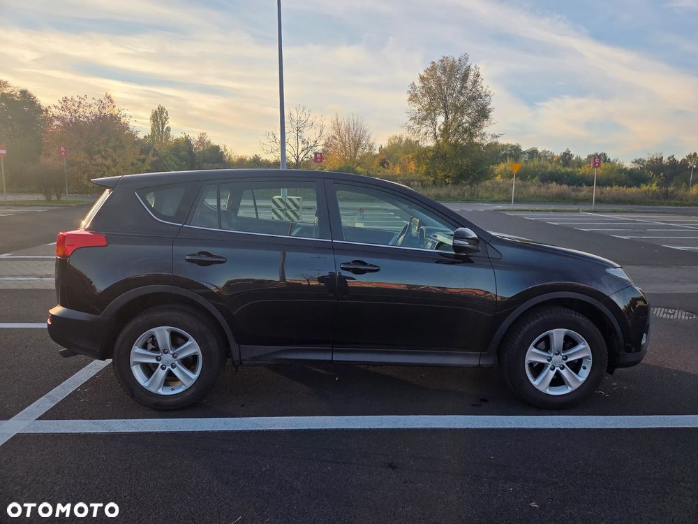 Toyota Rav4 2014 photo 2