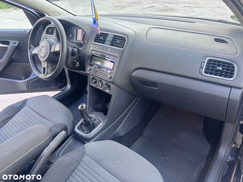 Volkswagen Polo 1.4 16V Comfortline - 9