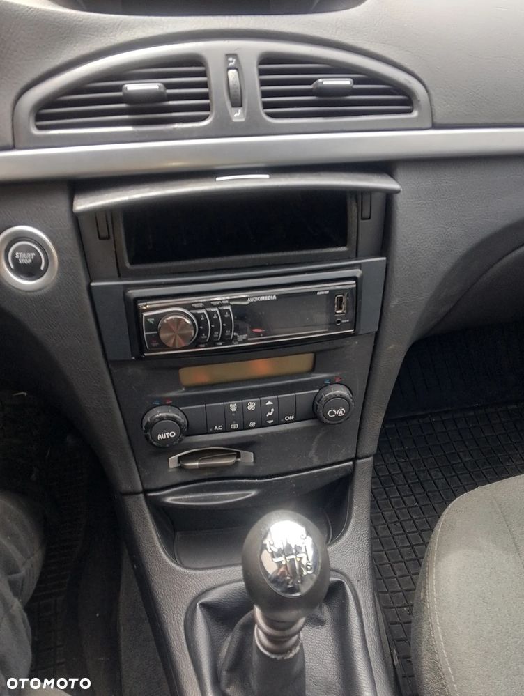 Renault Laguna 1.9 dCi Authentique - 10