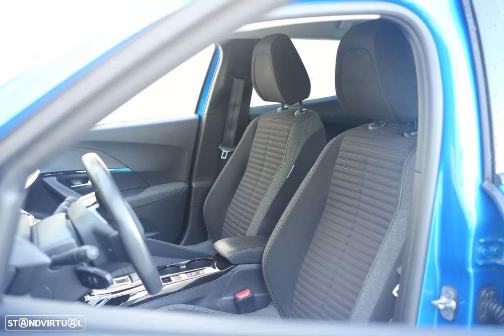 Peugeot e-2008 Style - 13