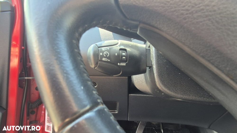 Peugeot 308 HDi FAP 110 Family - 15