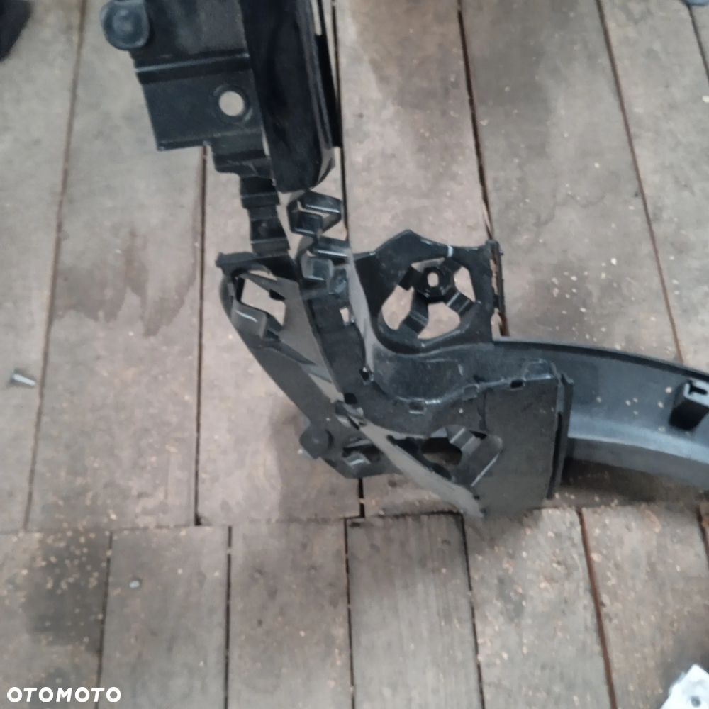Ślizg zderzaka tylnego BMW F20 7371712 - 4