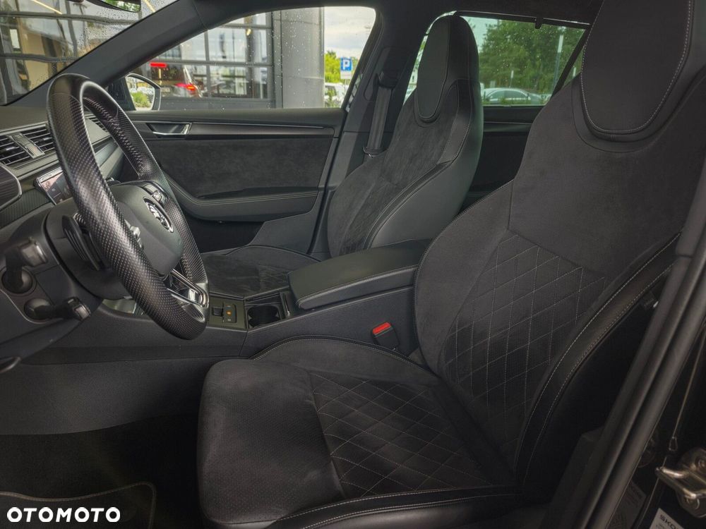 Skoda Superb 2.0 TDI SCR 4x4 Sportline DSG - 10