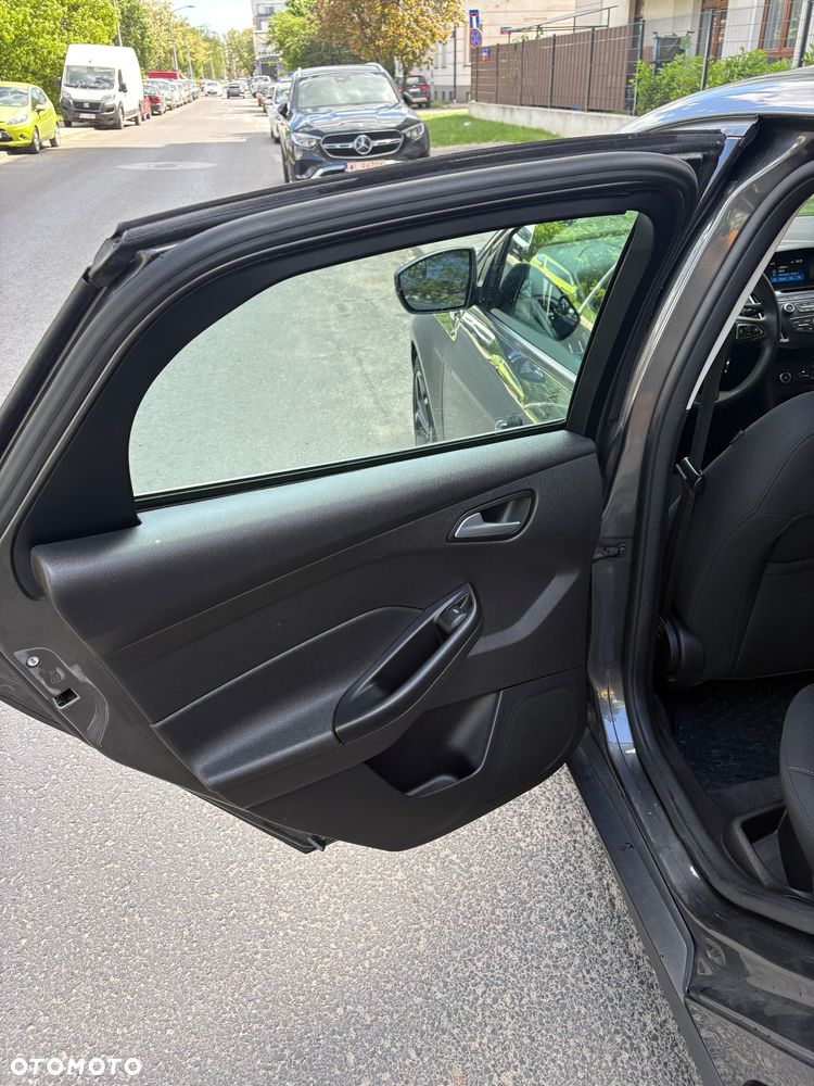 Ford Focus - 14