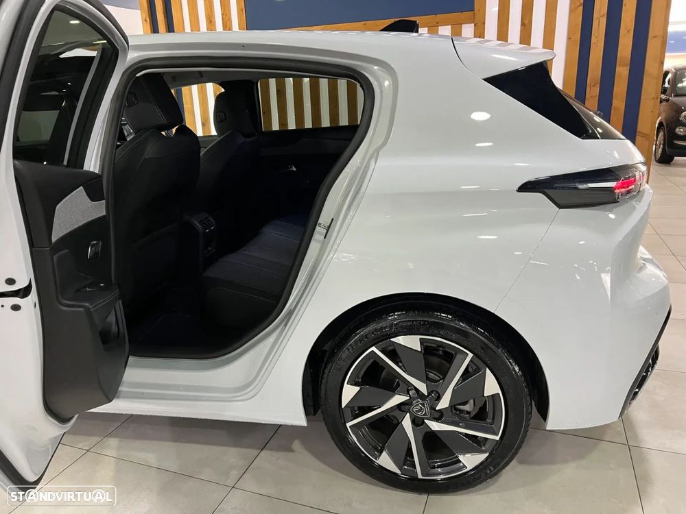 Peugeot 308 - 13