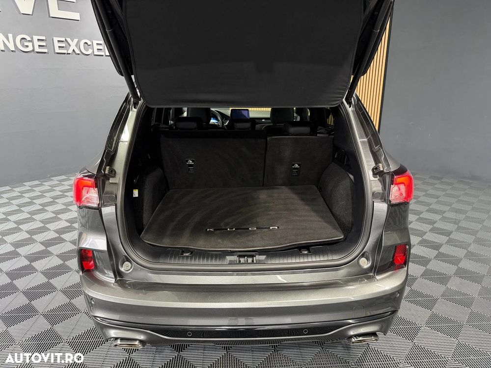 Ford Kuga 2.5 Duratec PHEV ST-LINE X - 25