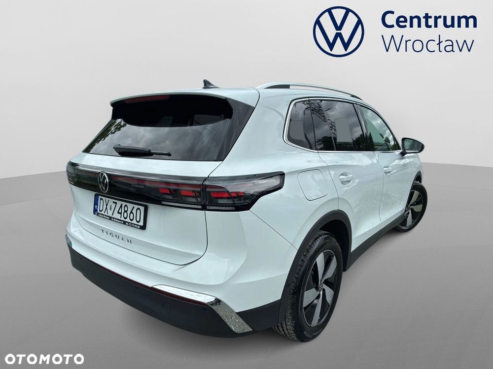 Volkswagen Tiguan - 3