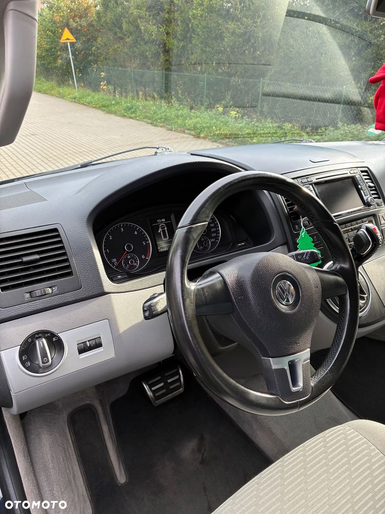 Volkswagen Multivan - 6