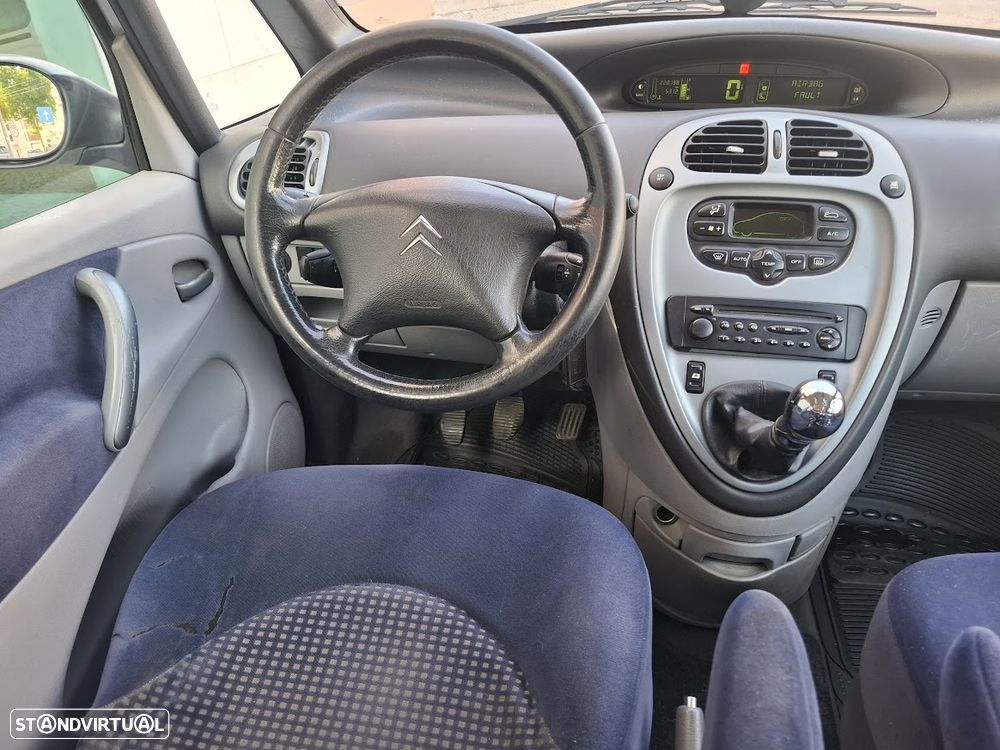 Citroën Xsara Picasso 1.6 HDi Exclusi. - 9