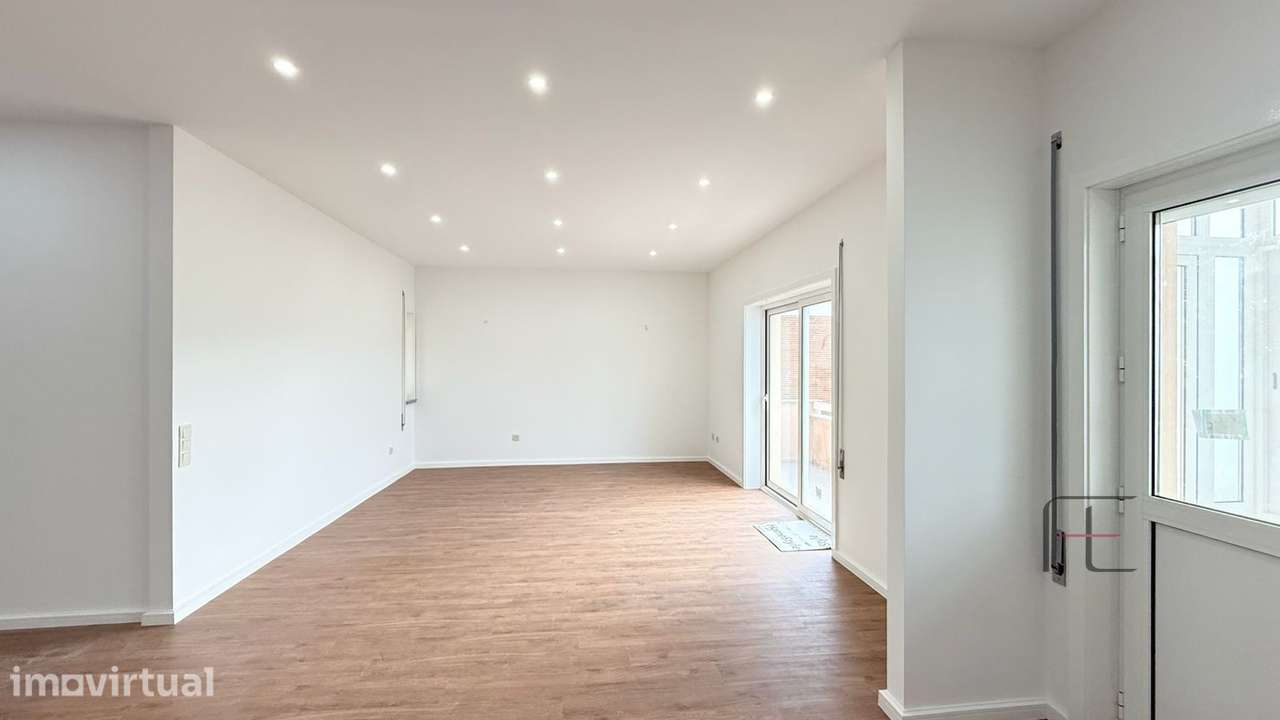 Apartamento T3 Venda em Águas Santas,Maia - Grande imagem: 3/22