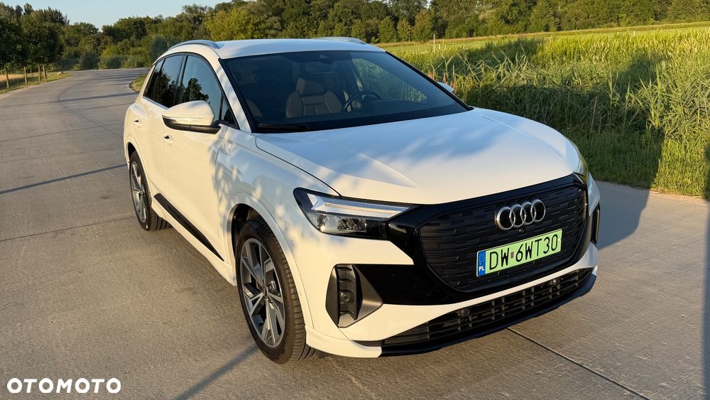 Audi Q4 e-tron - 2