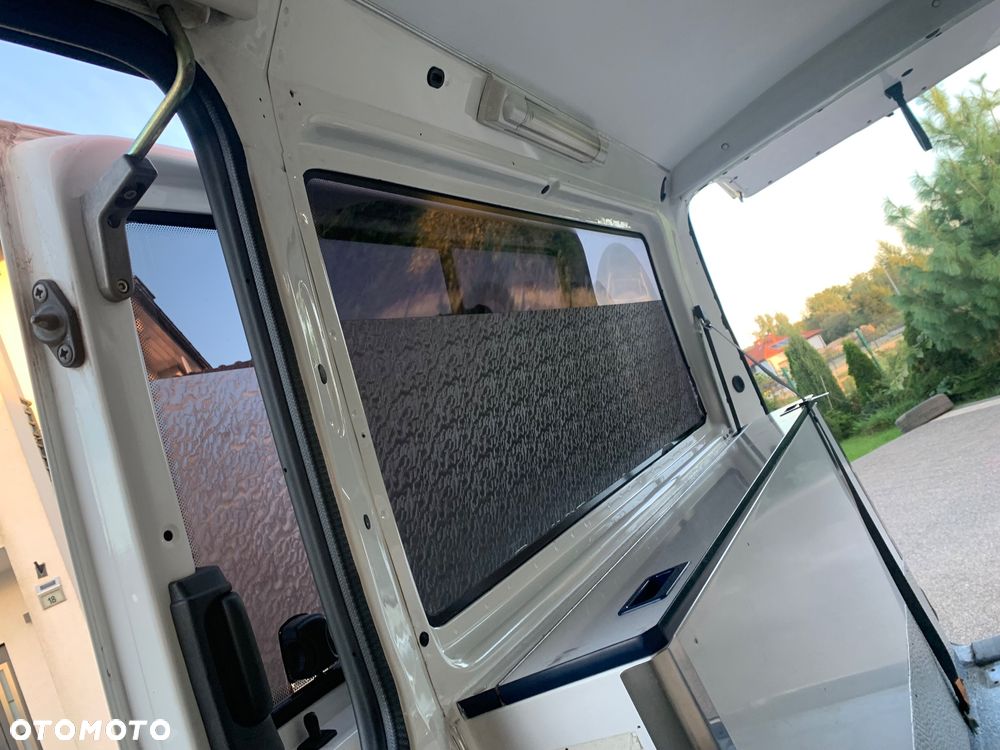 Volkswagen Transporter - 6