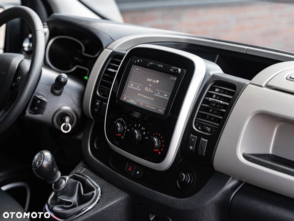 Renault Trafic - 21