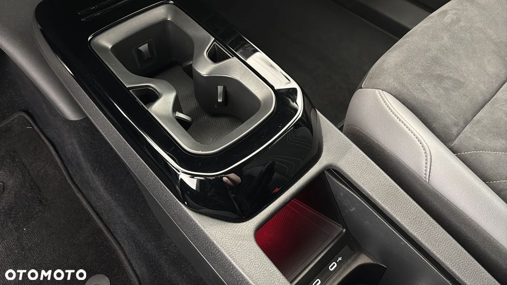 Volkswagen ID.4 - 16