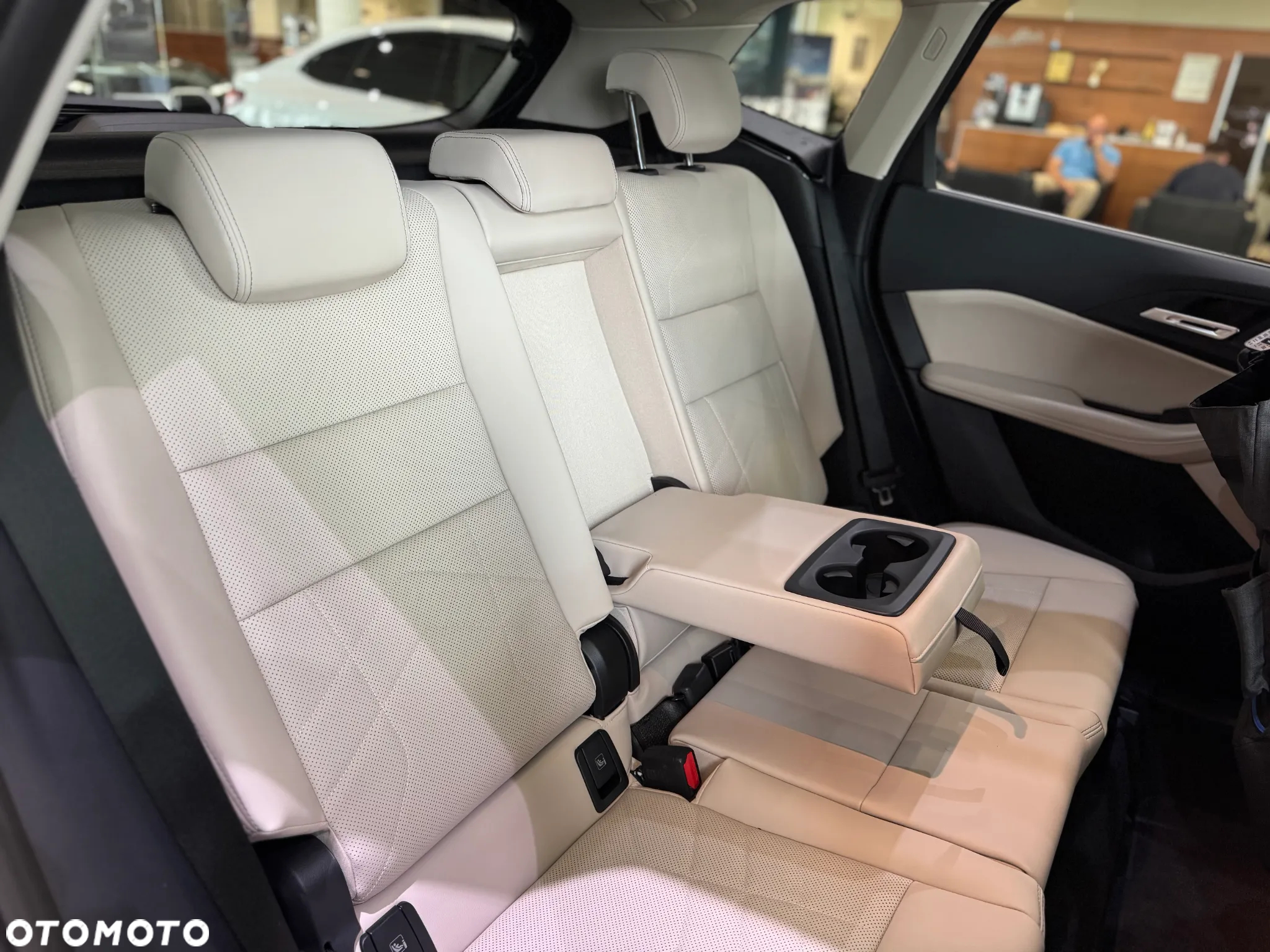 BMW Seria 2 220 mHEV - 15
