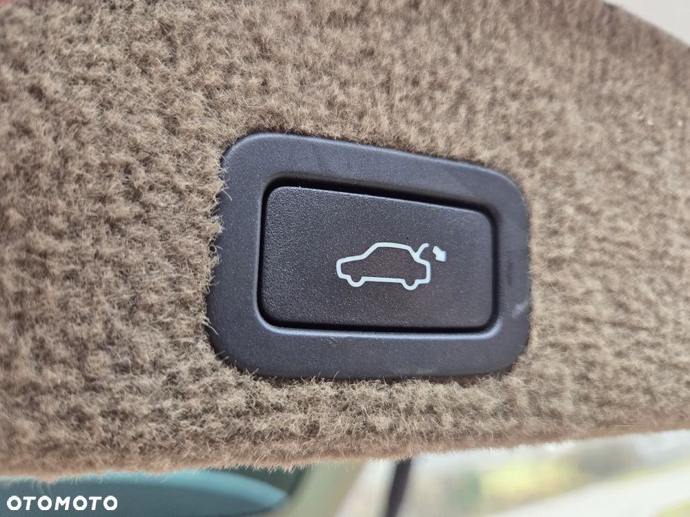 Volvo XC 60 T6 AWD Momentum - 22