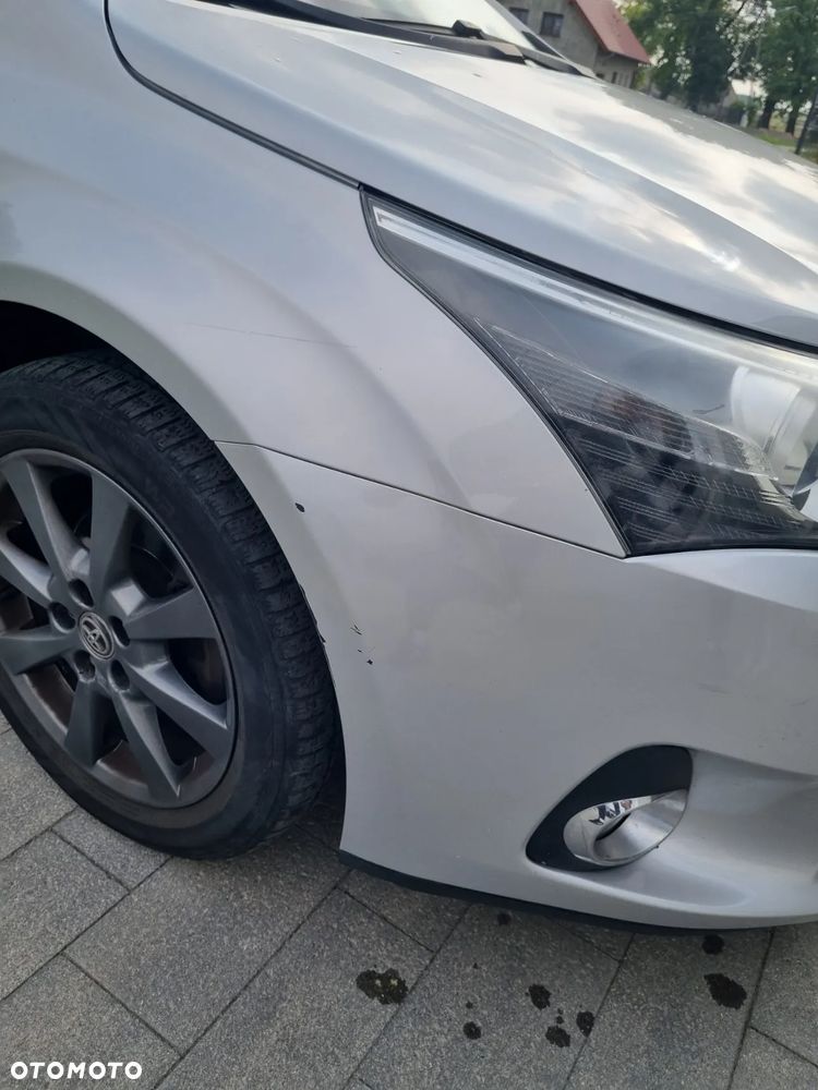 Toyota Avensis - 3
