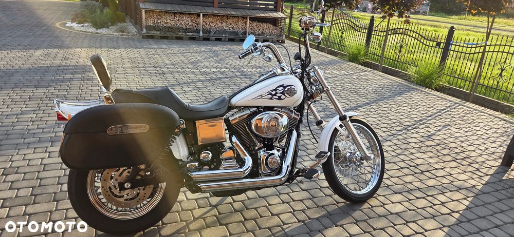 Harley-Davidson Dyna Wide Glide - 25
