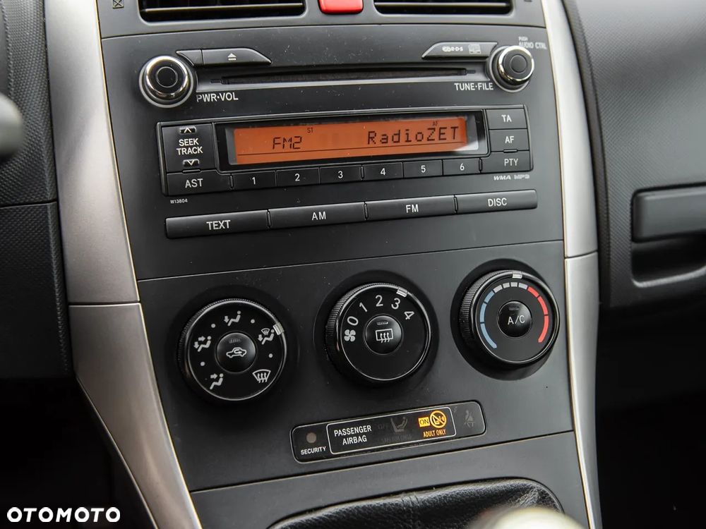 Toyota Auris - 18