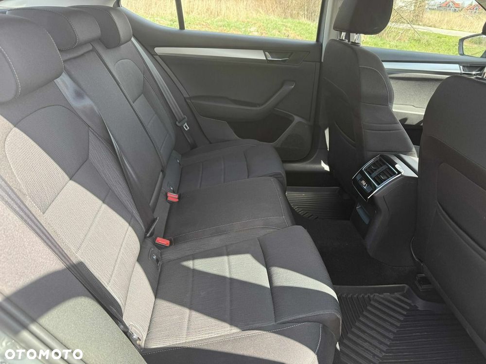 Skoda Superb - 16