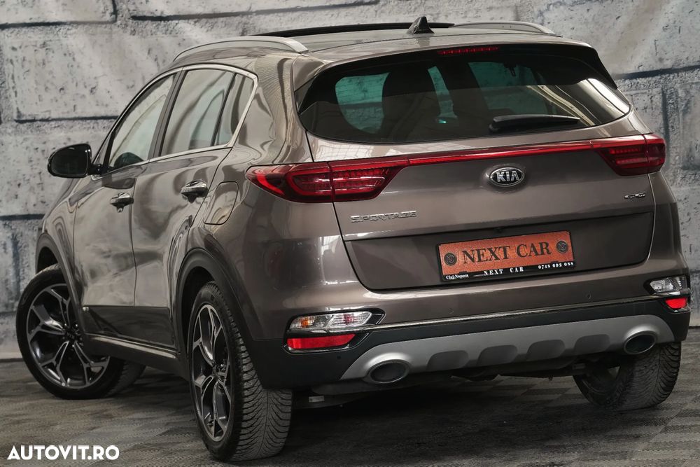 Kia Sportage 2.0 CRDI AWD Eco-Dynamics+ (48V M-H) Aut. GT LINE - 3