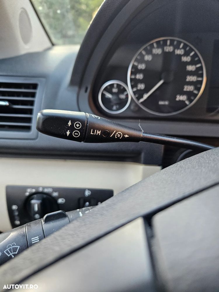 Mercedes-Benz A 150 Autotronic Elegance - 16