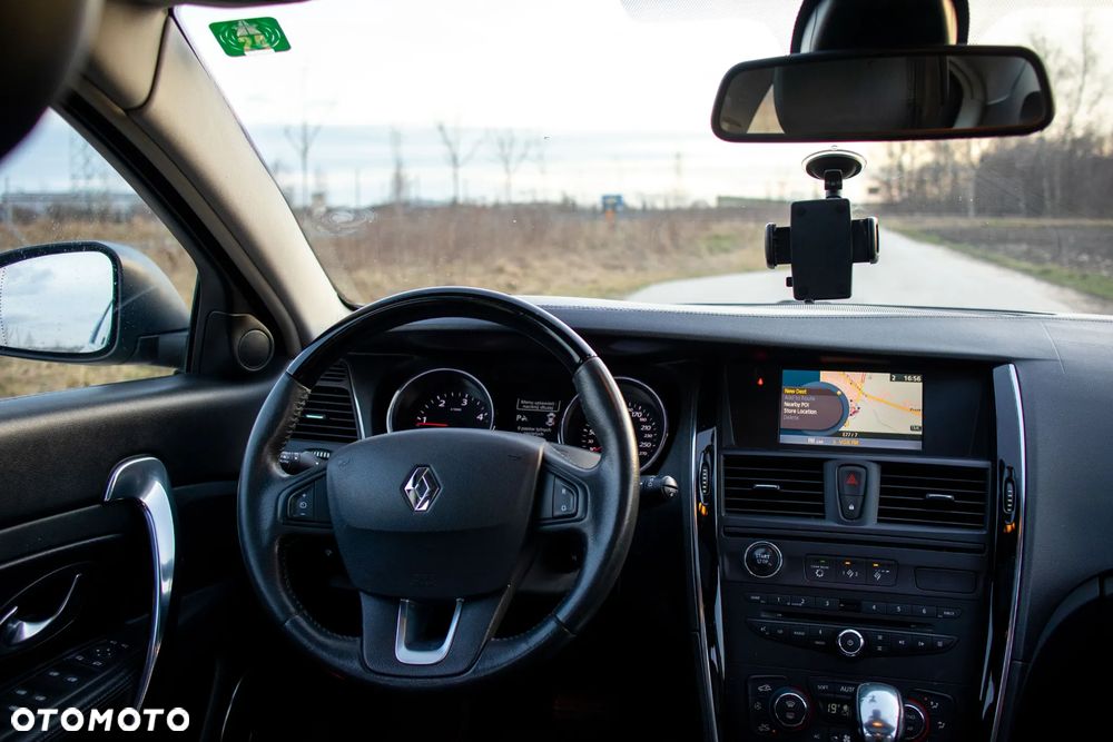 Renault Latitude - 33