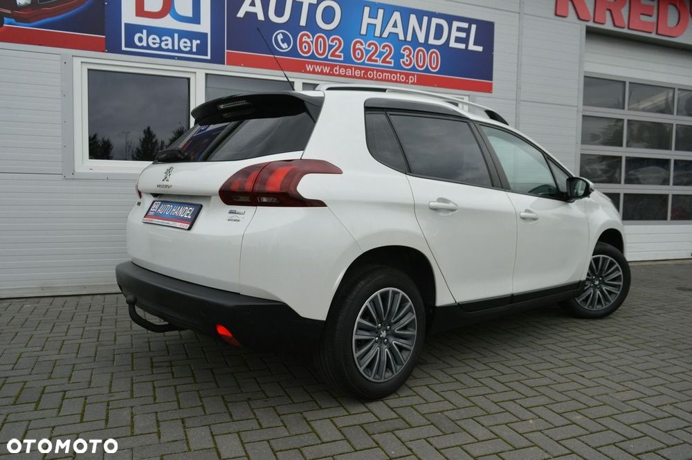 Peugeot 2008 1.2 Pure Tech Access - 12
