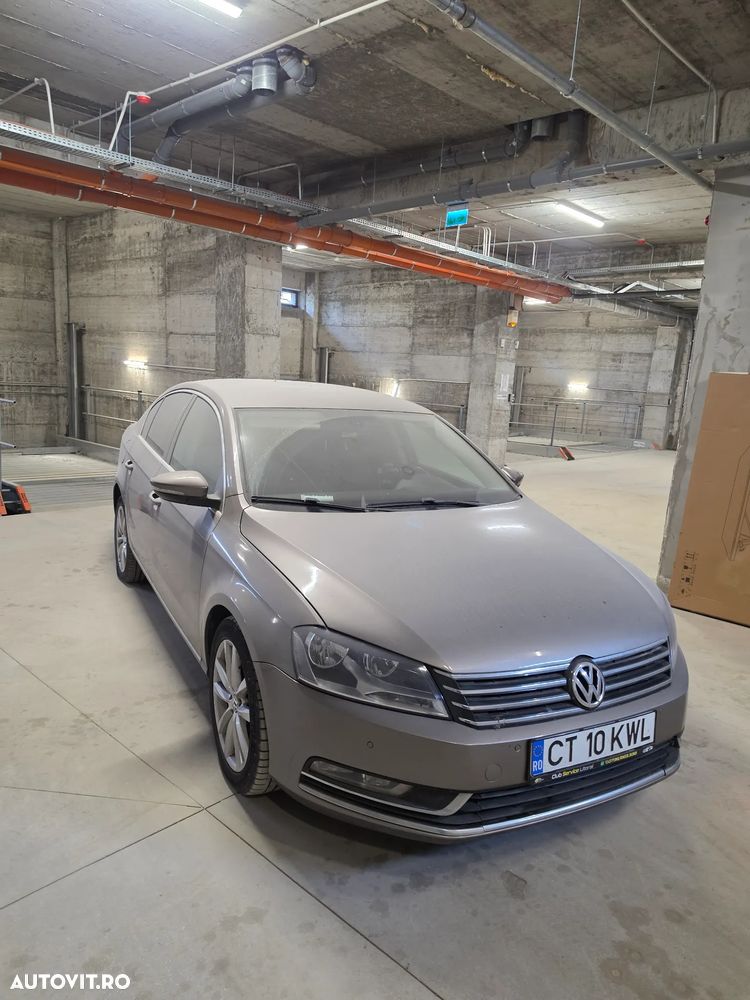 Volkswagen Passat 2.0 TDI DSG BlueMotion Technology Exclusive - 3