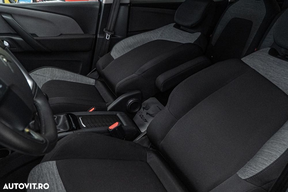 Citroën C4 Grand Space Tourer PureTech 130 Stop&Start SELECTION - 15