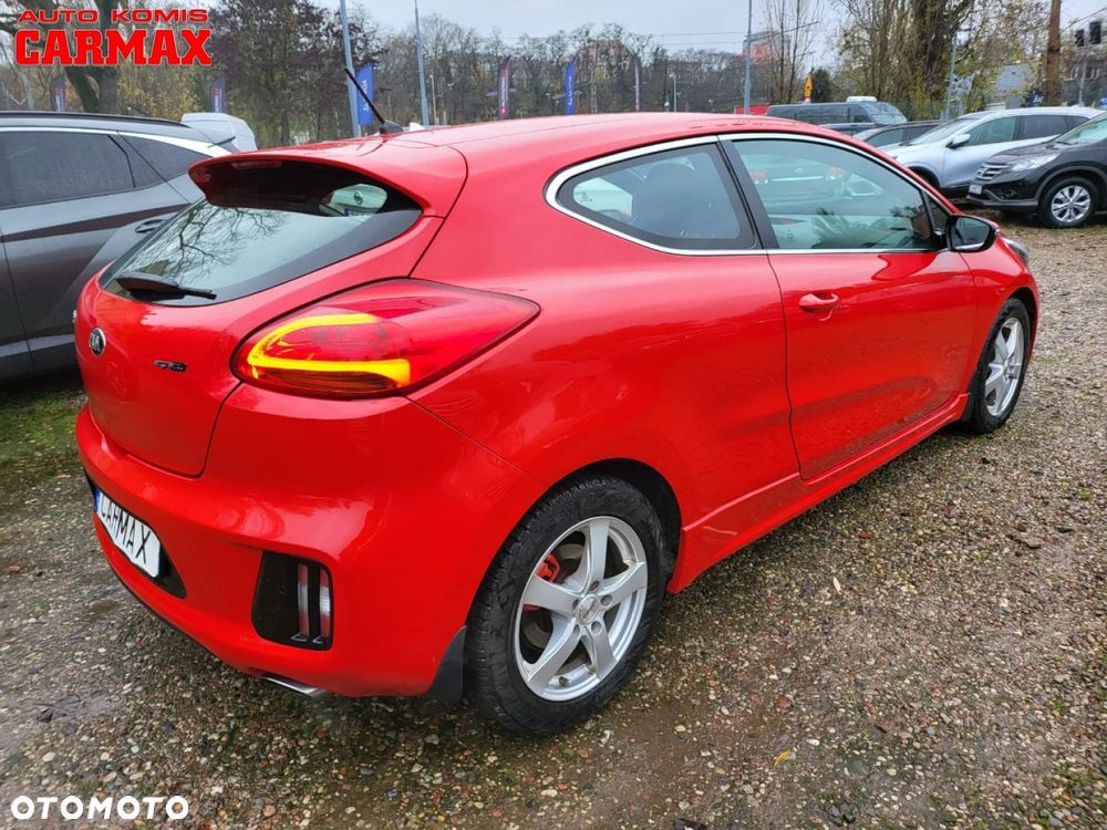 Kia ProCeed - 7