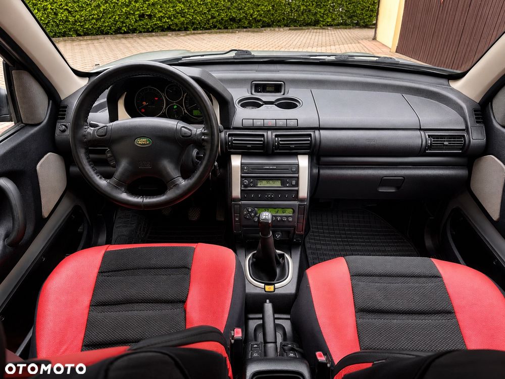 Land Rover Freelander 2.0 D - 6