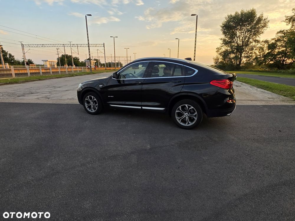 BMW X4 xDrive20d xLine - 3